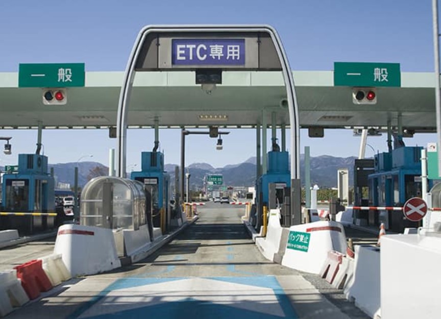 高速道路　ETCレーン