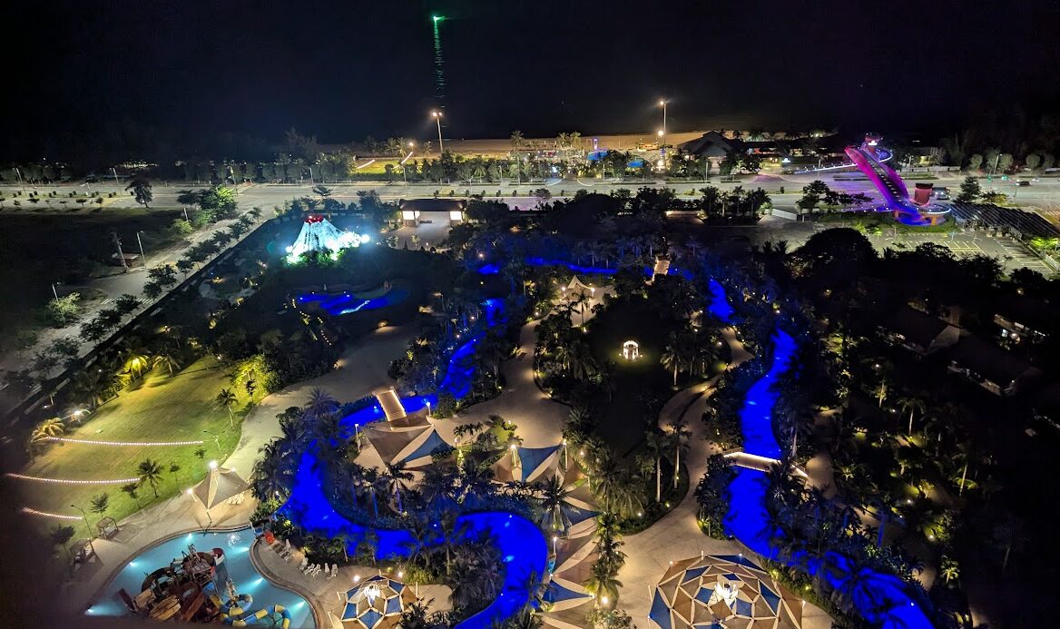 ダナンミカヅキの夜景