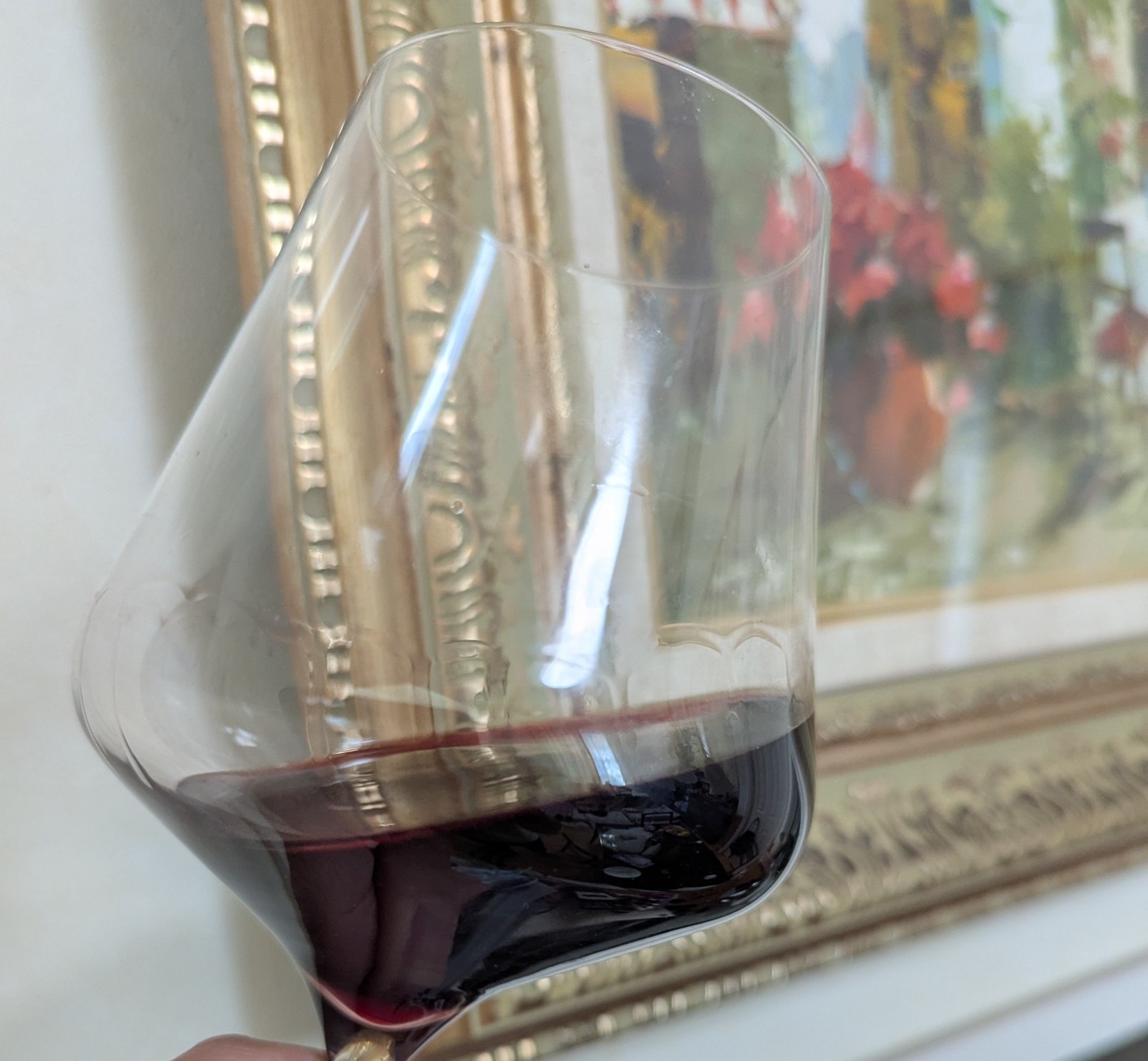 ジャン・ヴァンドュ・コート・デュ・ローヌ(グラスと絵画)